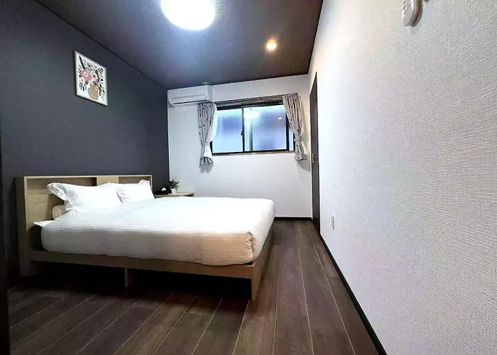 Haruka House 9 Min Metro Walk To Tsutenkaku